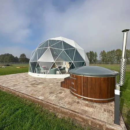 Ranczo Targówka - Relaks W Naturze, Glamping I Aldeamento Turístico