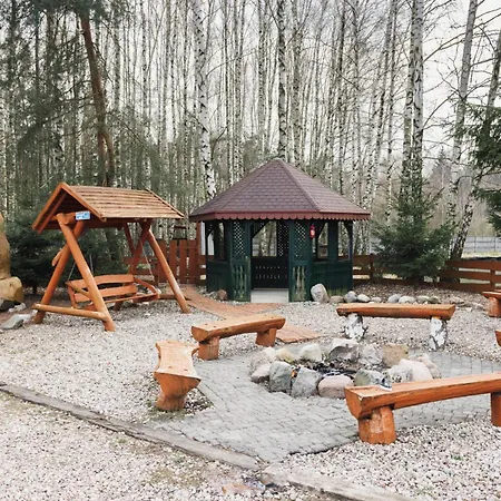 Aldeamento Turístico Ranczo Targówka - Relaks W Naturze, Glamping I