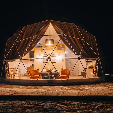 Aldeamento Turístico Ranczo Targówka - Relaks W Naturze, Glamping I Targowka