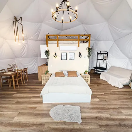 Ranczo Targówka - Relaks W Naturze, Glamping I