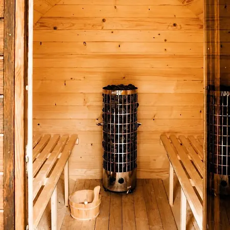 Aldeamento Turístico Ranczo Targówka - Relaks W Naturze, Glamping I Targowka