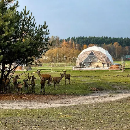 Aldeamento Turístico Ranczo Targówka - Relaks W Naturze, Glamping I